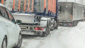 camioane zapada ninsori meteo