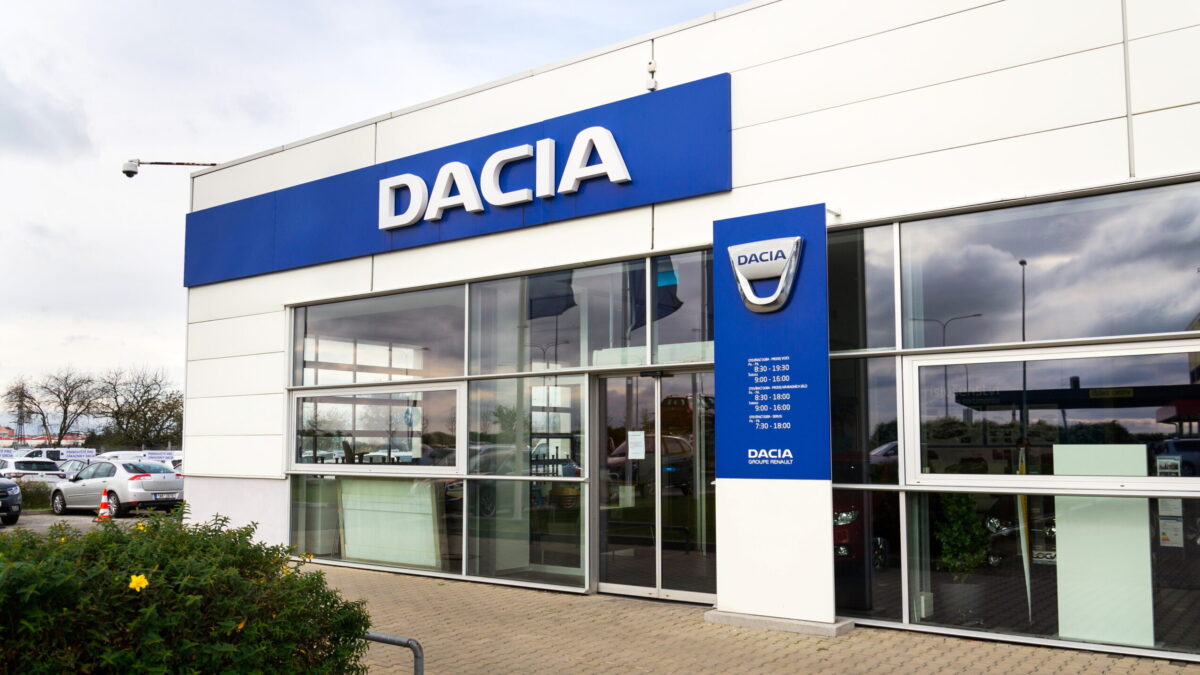Mașini mai ieftine în România! Dacia reduce semnificativ prețurile