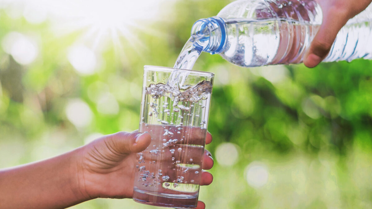 Ce se întâmplă dacă bei doar apă timp de 18 zile