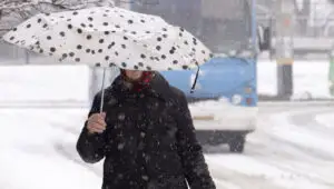 Vremea în București. Meteorologii anunță lapoviţă şi ninsoare
