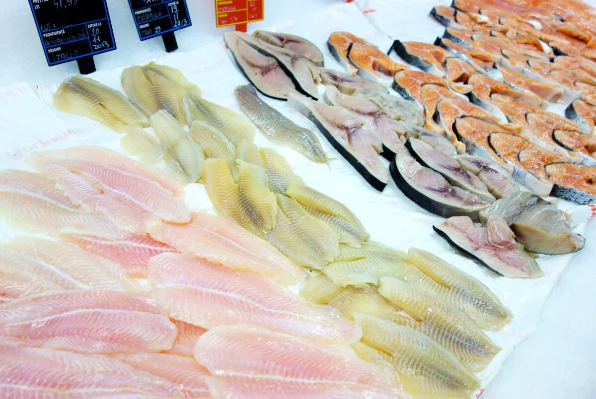 Peştele toxic care se vinde în România. Alte ţări l-au interzis deja în magazine