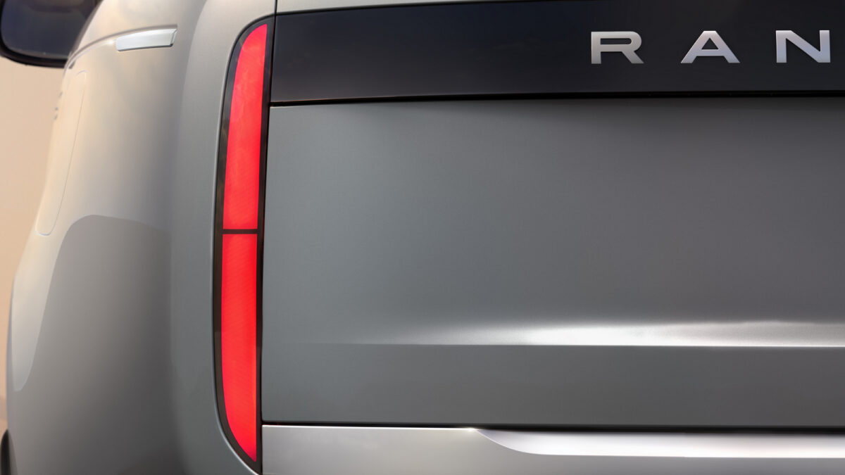 Range Rover a publicat primele imagini cu noul model electric: Începe o nouă eră