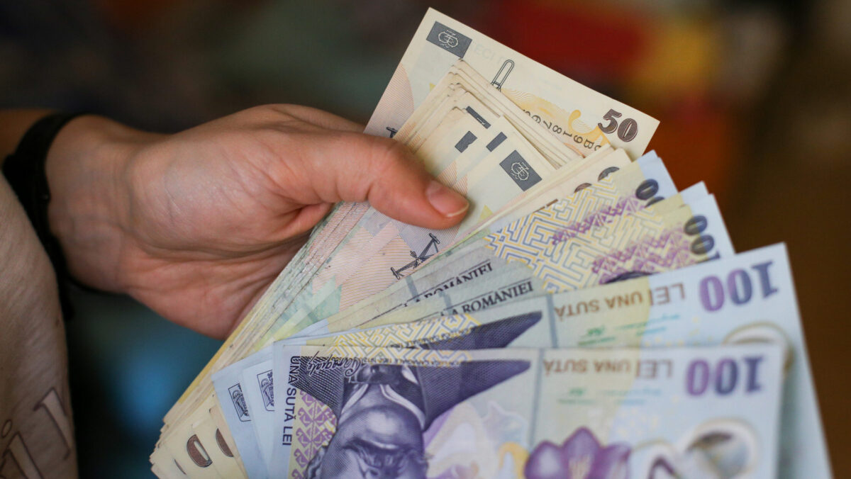 Salariul minim în România! Cât ar crește de la 1 iulie 2024