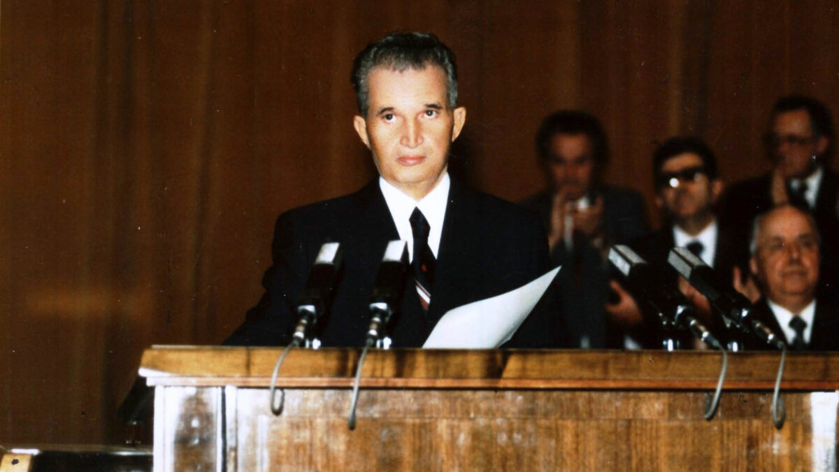 Ce s-a întâmplat cu Ceaușescu înainte să moară? Medicul lui a spus adevărul
