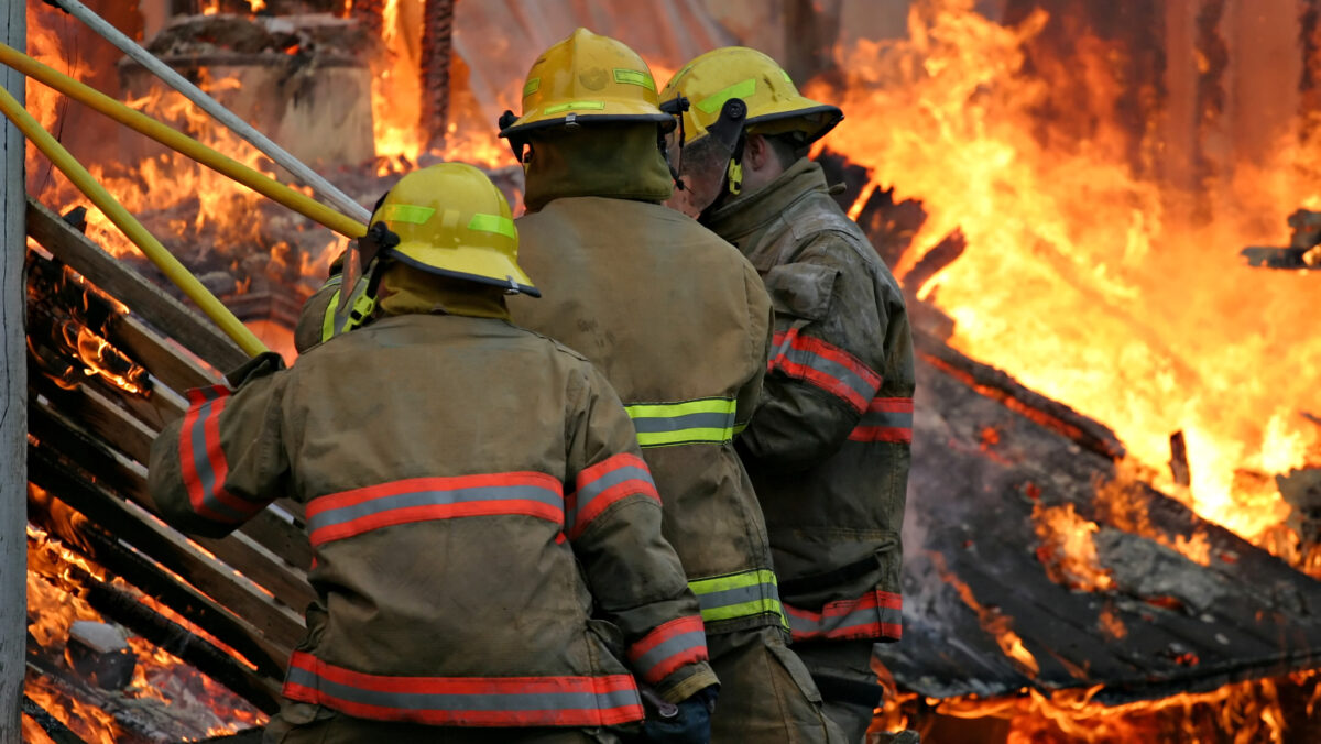 Incendiu puternic în România! Unde a avut loc tragedia