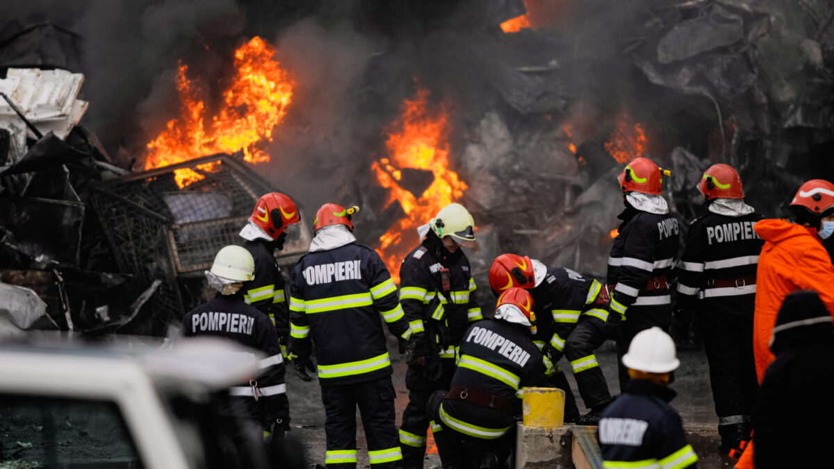 Incendiu puternic în România! Anunțul teribil venit în această dimineață