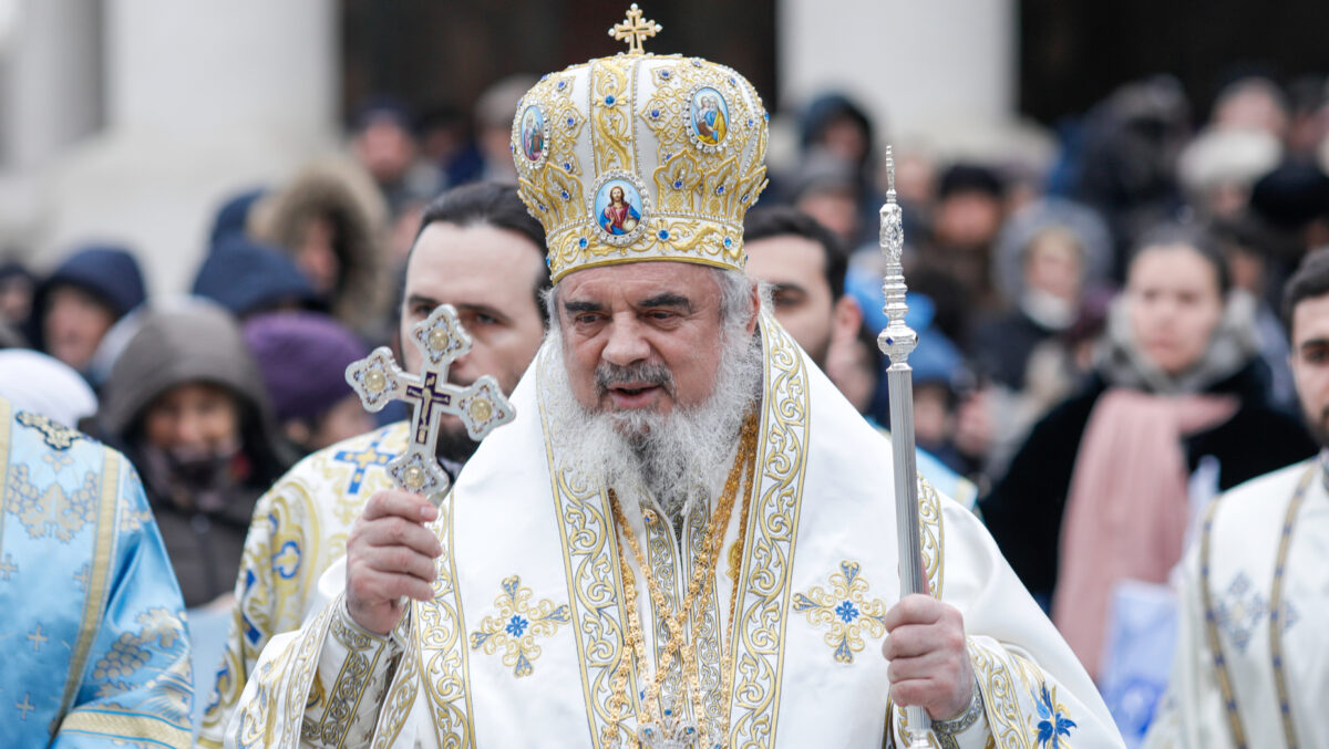 Patriarhul Daniel, reacție după moartea lui Alex Ștefănescu: „Am aflat cu adâncă întristare vestea”