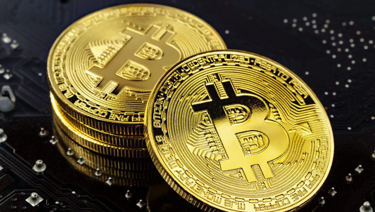 Bitcoin trece de pragul de 50.000 de dolari