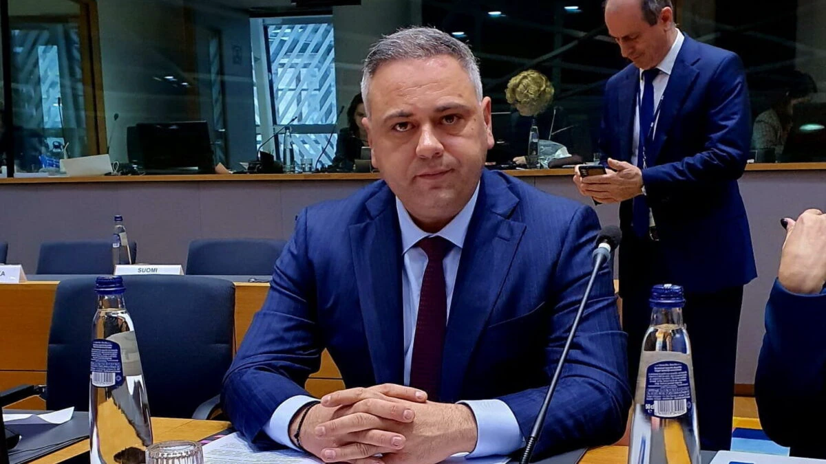 Ministrul Agriculturii, Florin Barbu anunță despăgubiri de milioane pentru fermierii afectați de secetă