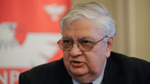 Mircea Coșea, economie