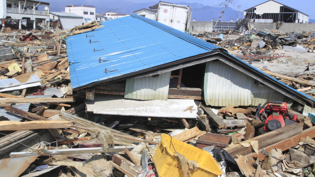 Imagini cumplite! Japonia a fost lovită de 20 de cutremure. Alertă de tsunami