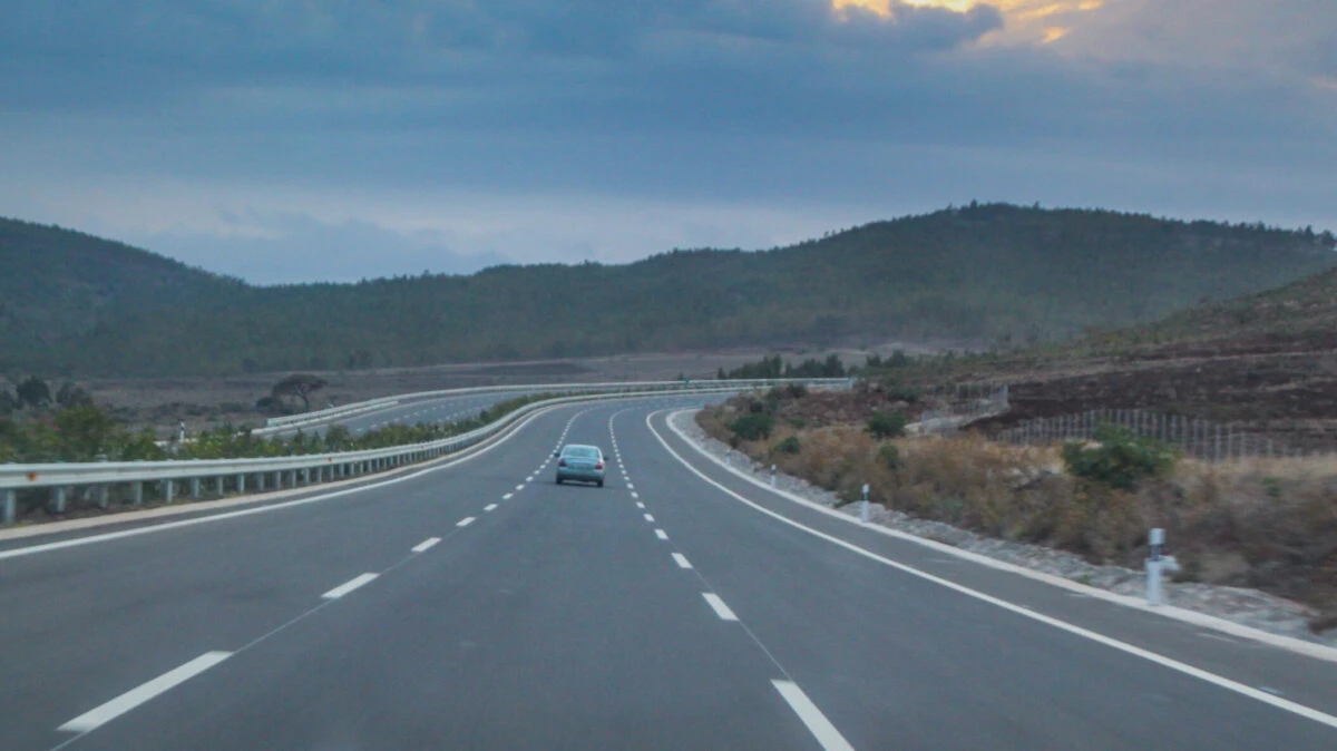 O nouă autostradă și un drum expres în România. Când vor fi gata