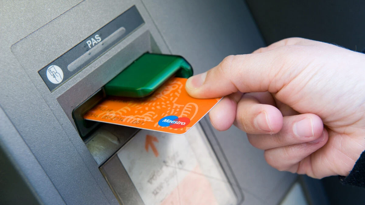 Limită de retragere de la bancomat! Informații pentru clienții ING, Raiffeisen și BCR