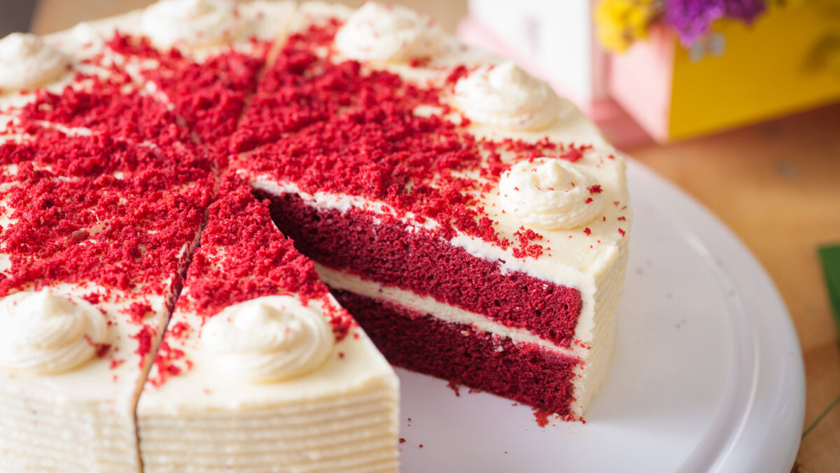 Rețeta delicioasă de tort Red Velvet. Cum se face și care este secretul