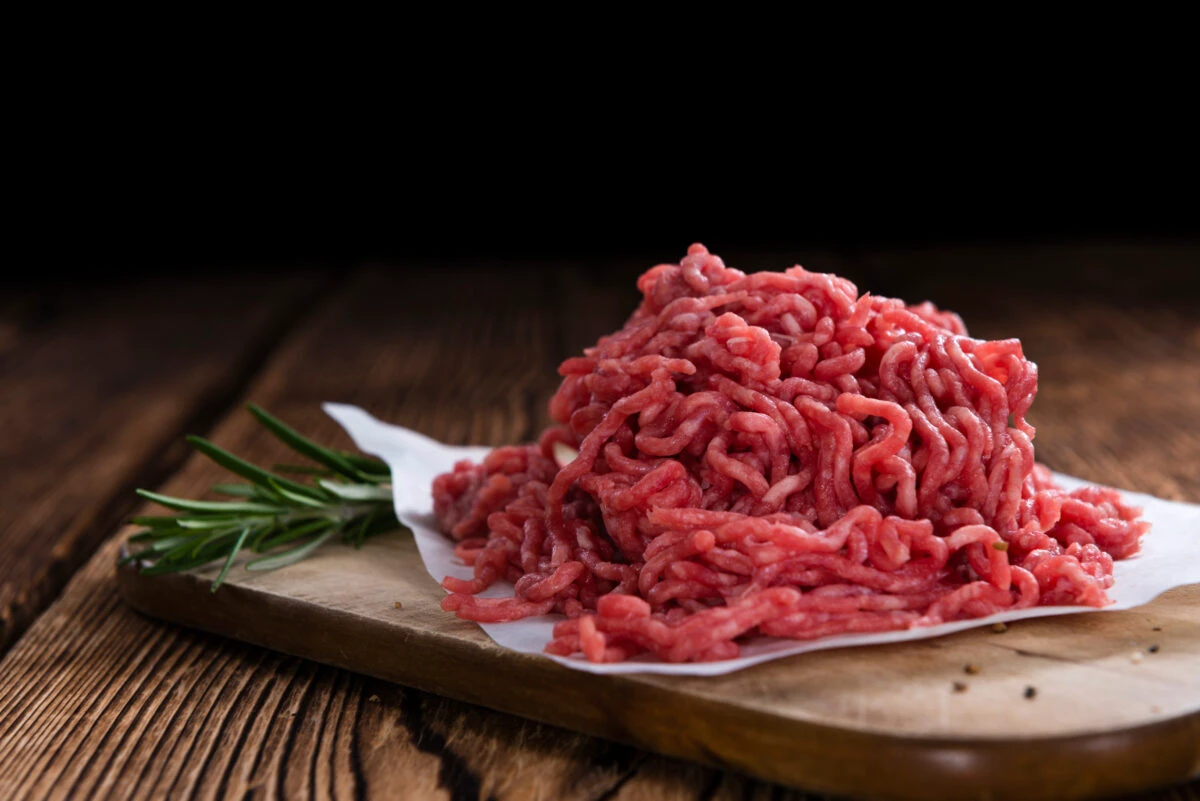 Ce trebuie să știi când cumperi carne tocată. Informații importante pentru ziua de 1 Mai