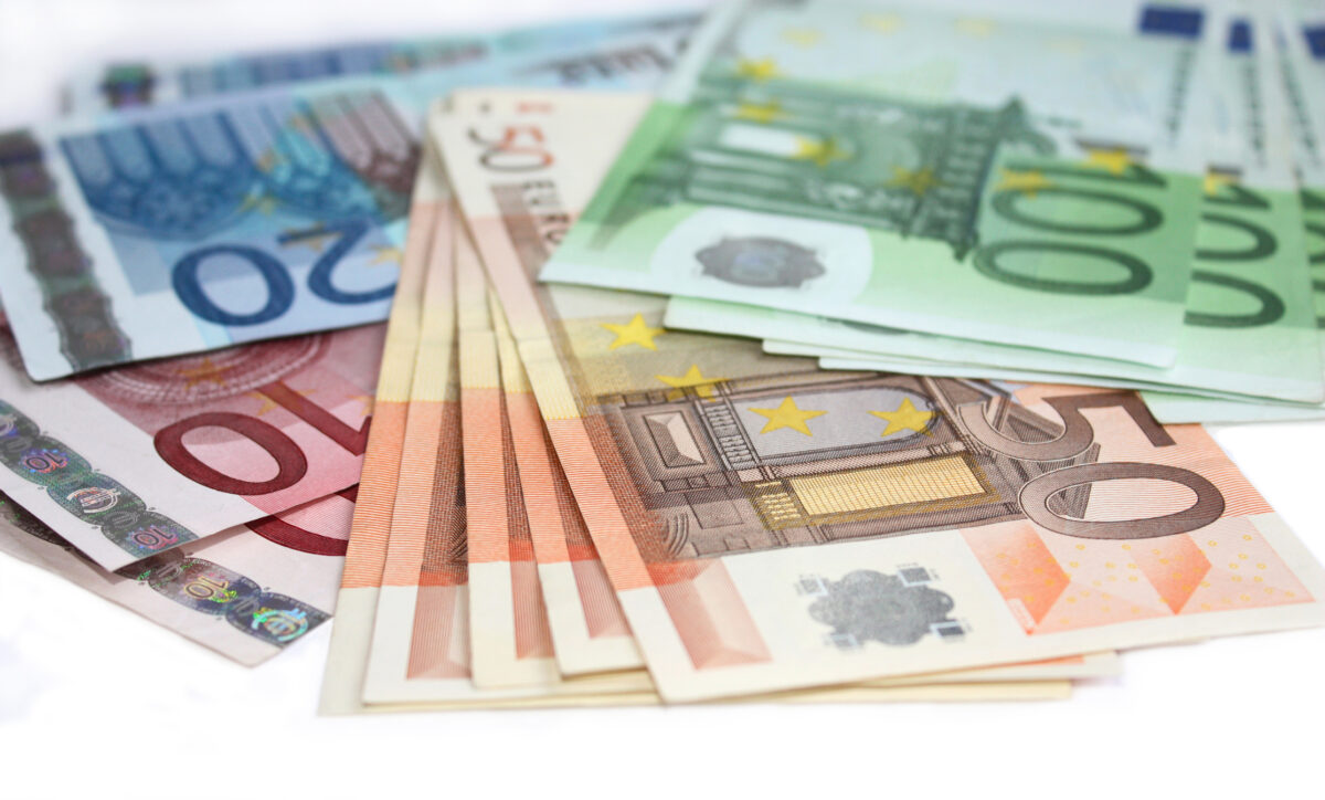 Poți primi 5.000 de euro de la stat. Guvernul României a luat deja decizia: E o sumă binevenită