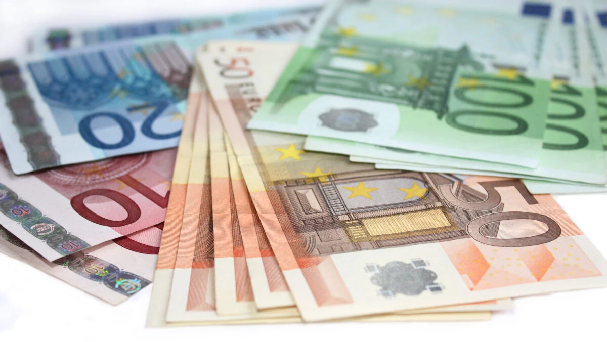 Salariu de 8.000 de euro pe lună în România. Ce trebuie să faci ca să poți primi acești bani
