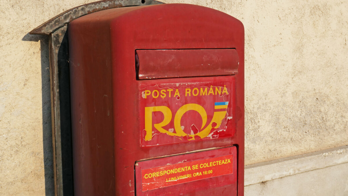 Greva de la Poșta Română se încheie. Salariile angajaților vor fi majorate
