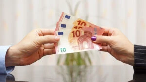 Salariu în euro