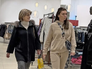 Simona Halep, alături de mama sa, la cumpărături