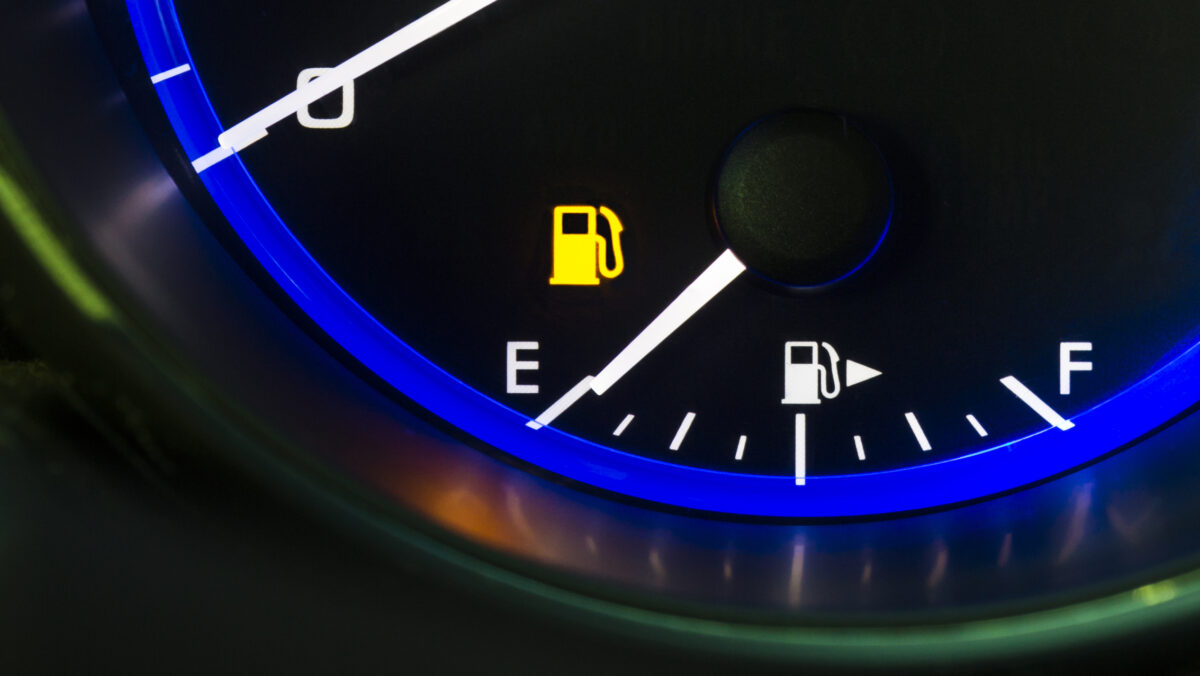 Prețuri mai mari la benzină de luni, 26 februarie! Cât vor plăti șoferii