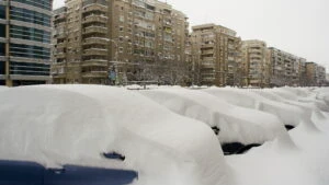 ninsori zapada iarna vremea meteo bucuresti