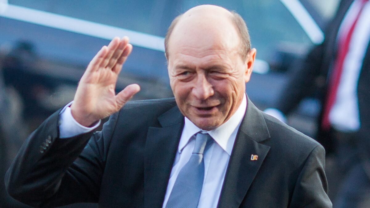 Pe cine votează Traian Băsescu la Primăria Capitalei? Mesajul pentru Gabriela Firea