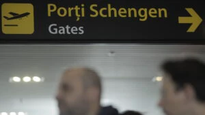 air schengen aeroportul otopeni