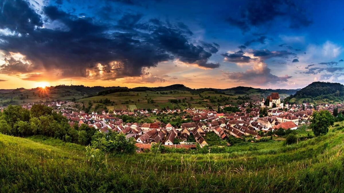 Cel mai frumos sat din lume! Satul din România unde Dumnezeu a făcut minuni