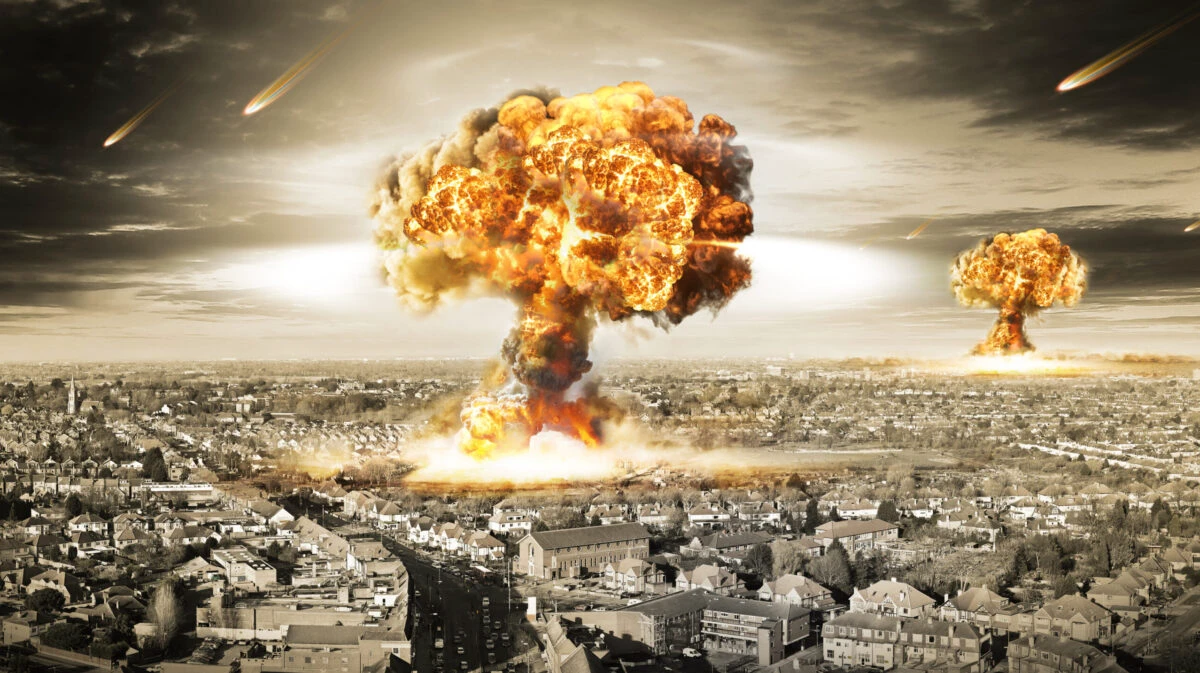 Riscul unui război nuclear crește pe fondul unei noi curse a înarmărilor