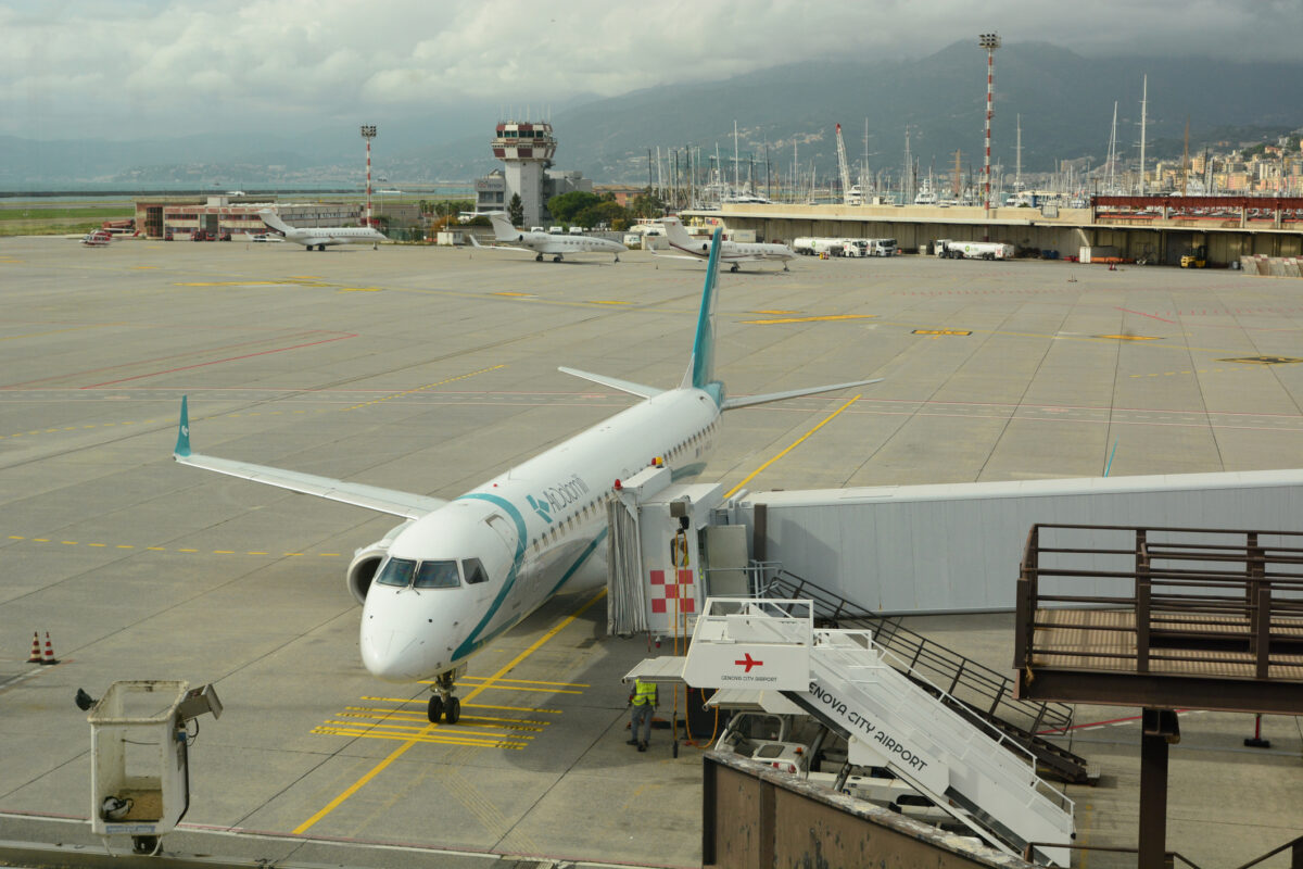 aeroportul din Genova