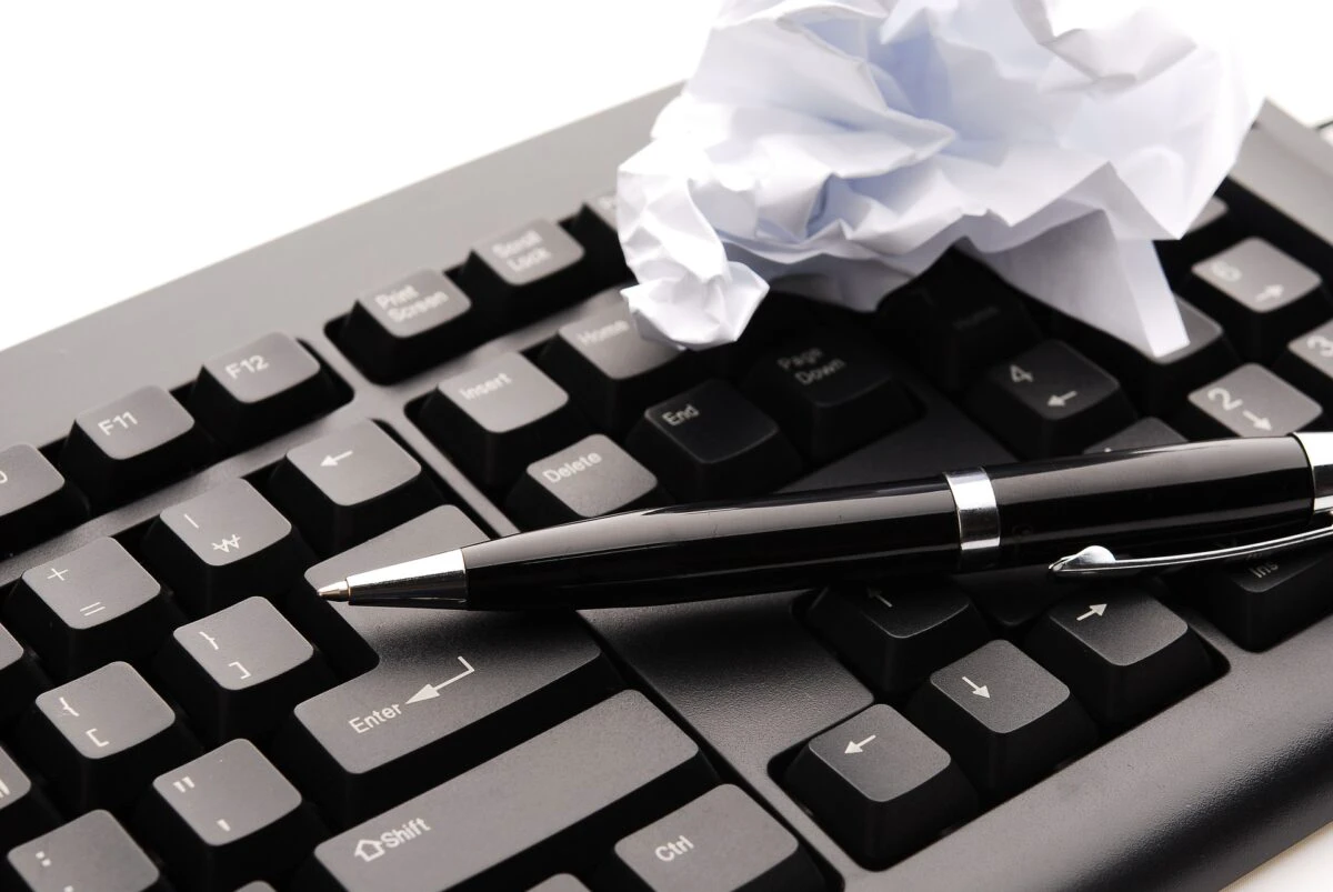 Lege în România. Închisoare pentru mesajele trimise pe internet. Nimeni nu mai scapă de controlul statului