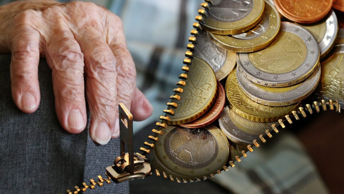O nouă creștere a pensiei. Marius Budăi: Trebuie să aducă adeverințele la Casele Teritoriale de Pensii