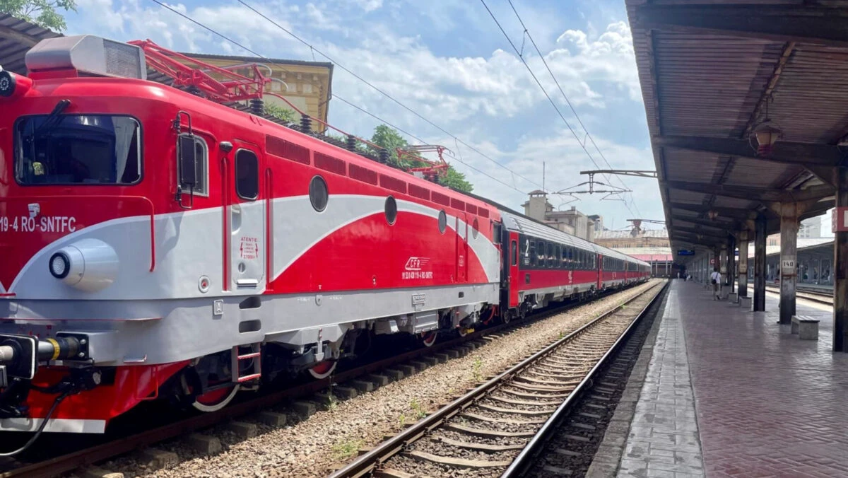„Trenurile Soarelui” au pornit din 14 iunie. Ce orașe au curse directe CFR spre mare și Delta Dunării