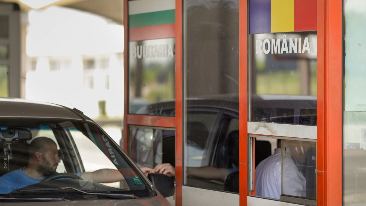 Taxă pentru șoferii români. Ești obligat să plătești, dacă mergi cu mașina în Bulgaria, Grecia sau Turcia