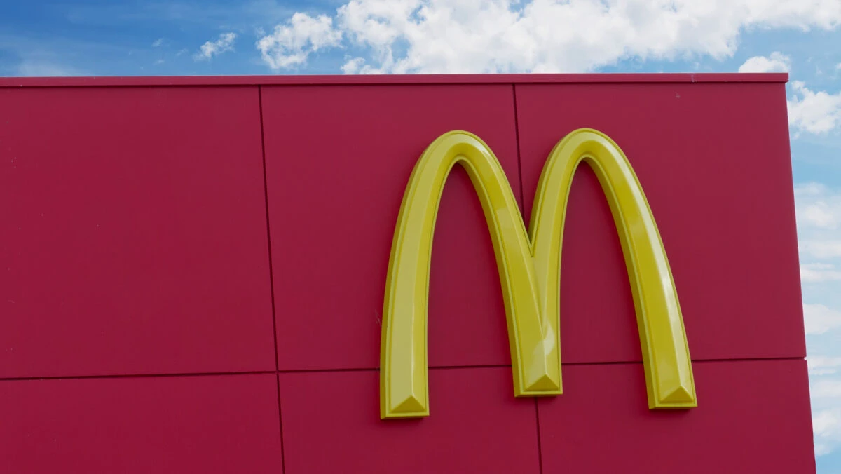 McDonald’s a luat decizia finală. Burgerul pe care l-a scos definitiv din restaurante