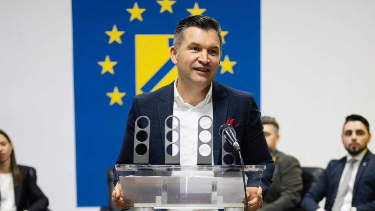 Sondajul în care USR s-a pus pe podium. Ionuț Stroe: Strategie ridicolă, Lasconi e în clasa întâi la politică externă