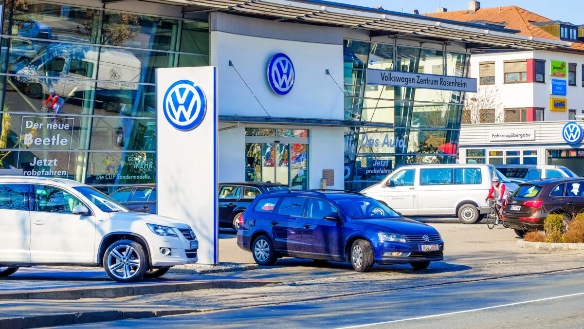 Fabricile Volkswagen au redus capacitatea de muncă. Schimburile de noapte, eliminate