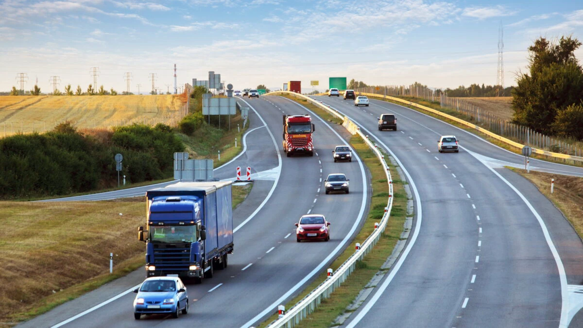 Cea mai așteptată autostradă din România devine realitate. Marcel Ciolacu a dat vestea cea mare