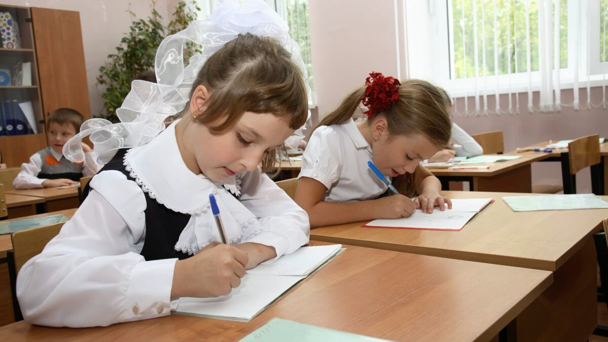 Devine interzis în școlile din România! Ministrul Educației a dat ordinul: Aceste practici sunt nocive