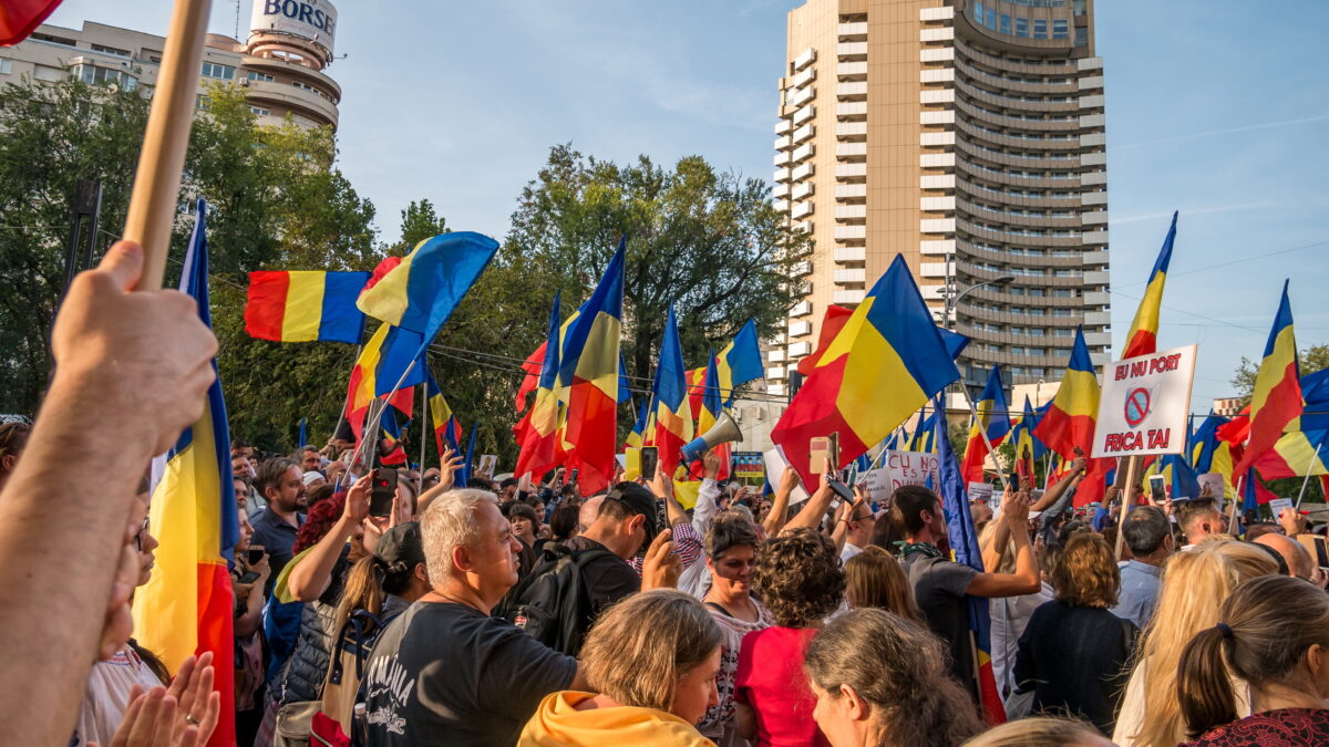 oameni romani proteste