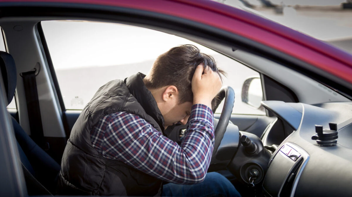 Permisul auto se suspendă pe loc 3 zile. Legea care a revoltat șoferii ce iau medicamente