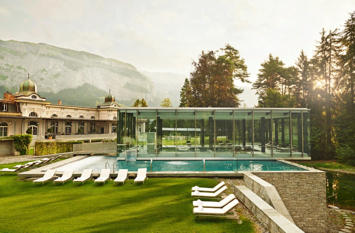 Waldhaus Flims Wellness Resort_Waldhaus Spa_Aussenpool (1)