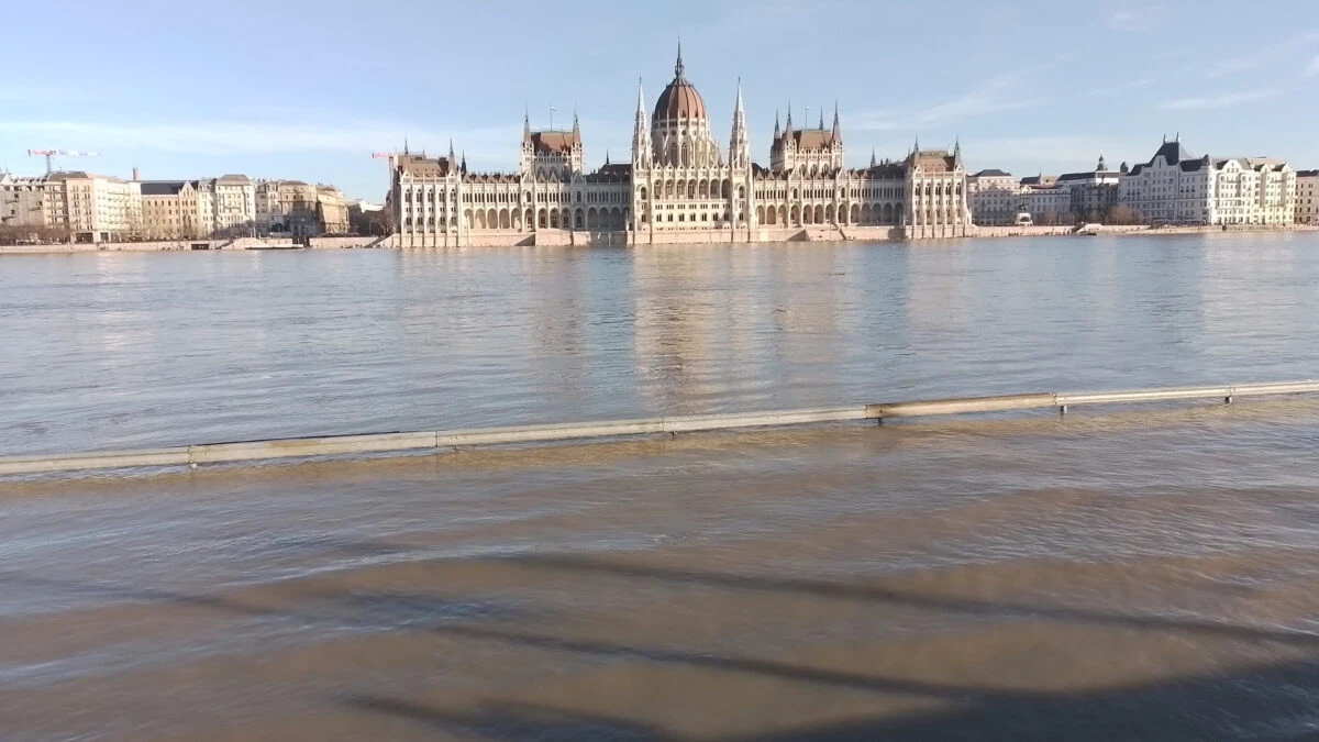 Budapesta Parlament 2024