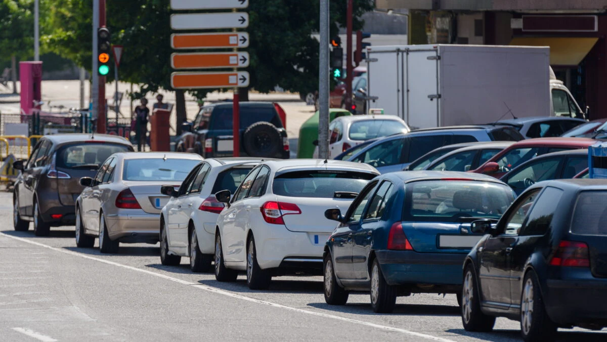 Decizie pentru șoferii cu mașini pe motorină. Vor fi taxați în plus. Se aplică de astăzi, 22 noiembrie