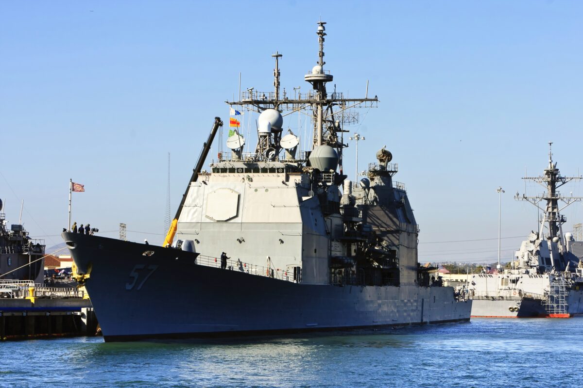 Începe un nou război? US Navy este gata de conflict. Beijingul își crește forța militară