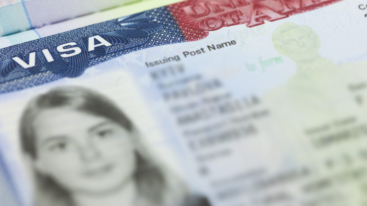 Când vor călători românii în SUA, fără viză? Anunțul MAI privind Visa Waiver