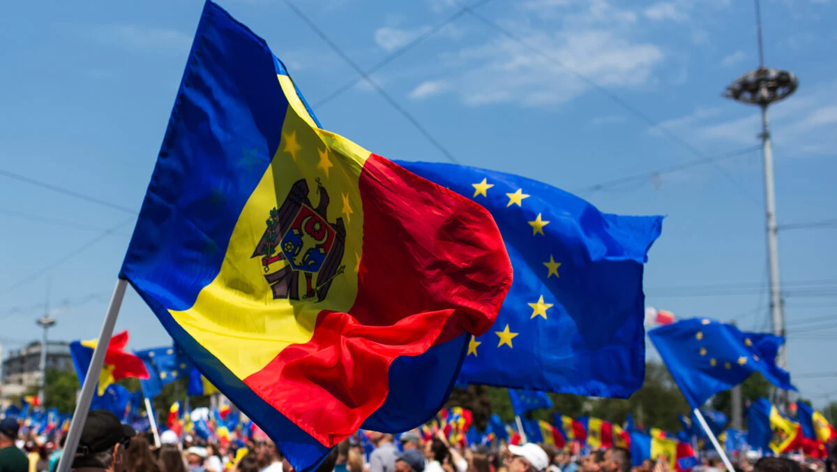 Constituția va fi modificată în Republica Moldova. Referendumul pro-UE a fost validat