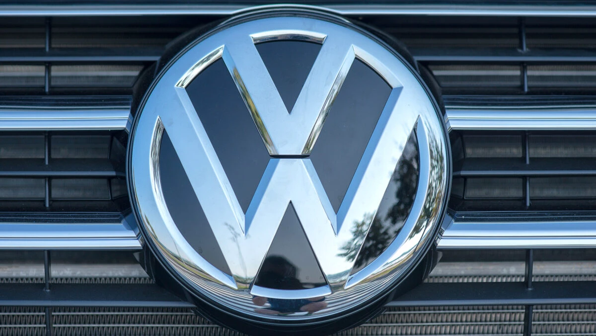 Grevă la Volkswagen. Muncitorii s-au revoltat după planurile de închidere a uzinelor