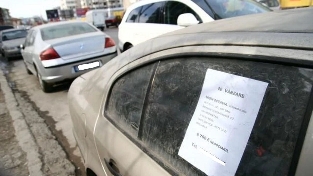 Ilegal pentru proprietarii auto din România. Nu au dreptul să-și pună în geam. Amendă 3.300 de lei